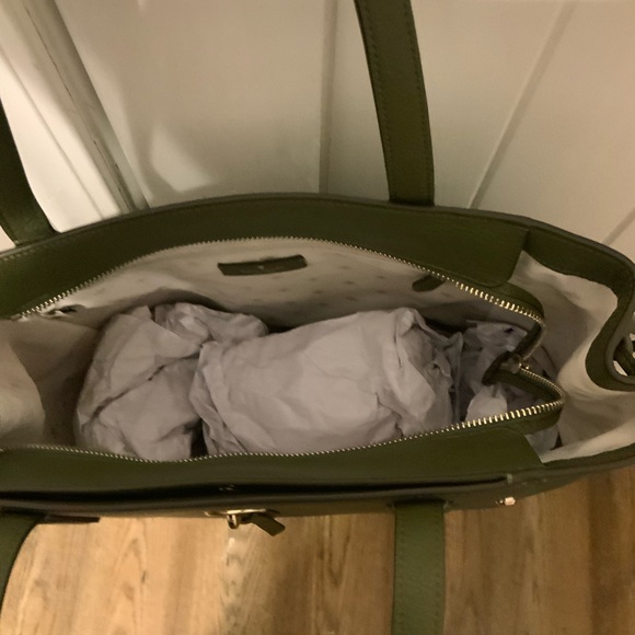 Kate spade purse - Picture 3 of 5